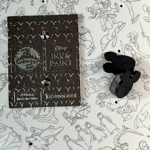 Disney Johnny Appleseed Trading Pin Melody Time 1948 Lapel Pin Brooch Badge Pin - Picture 2 of 4